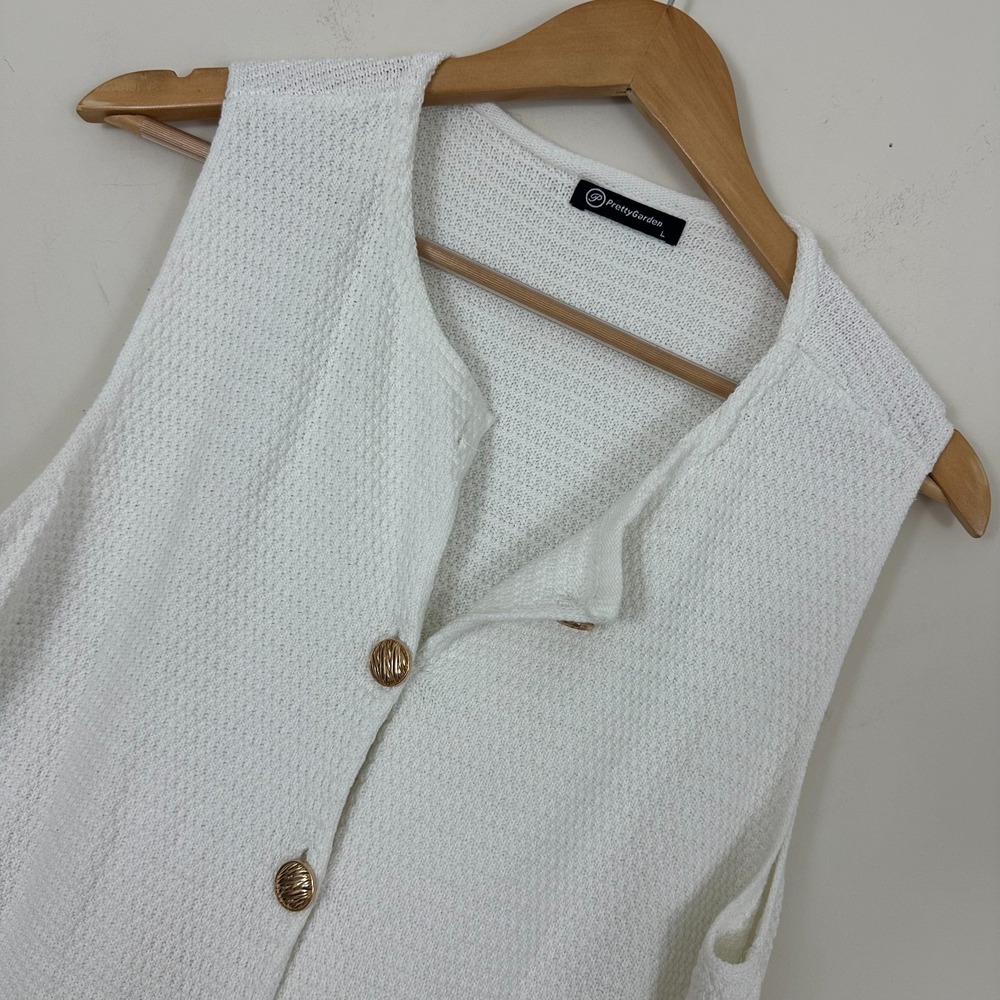 PrettyGarden Sweater Vest White Knit Old Money Gold Button Preppy Womens L